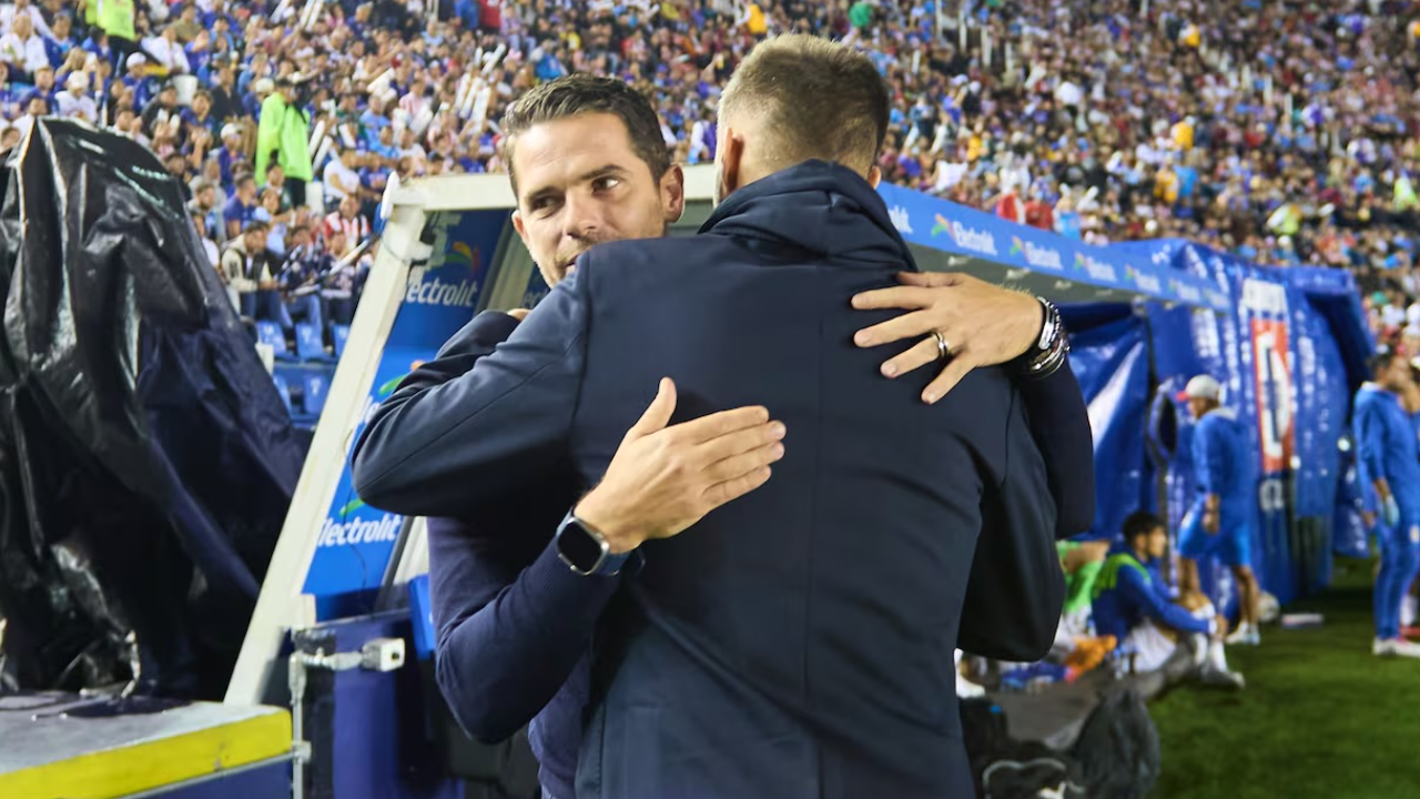Gago y Anselmi fracasando en el extranjero después de abandonar a Chivas y Cruz Azul 