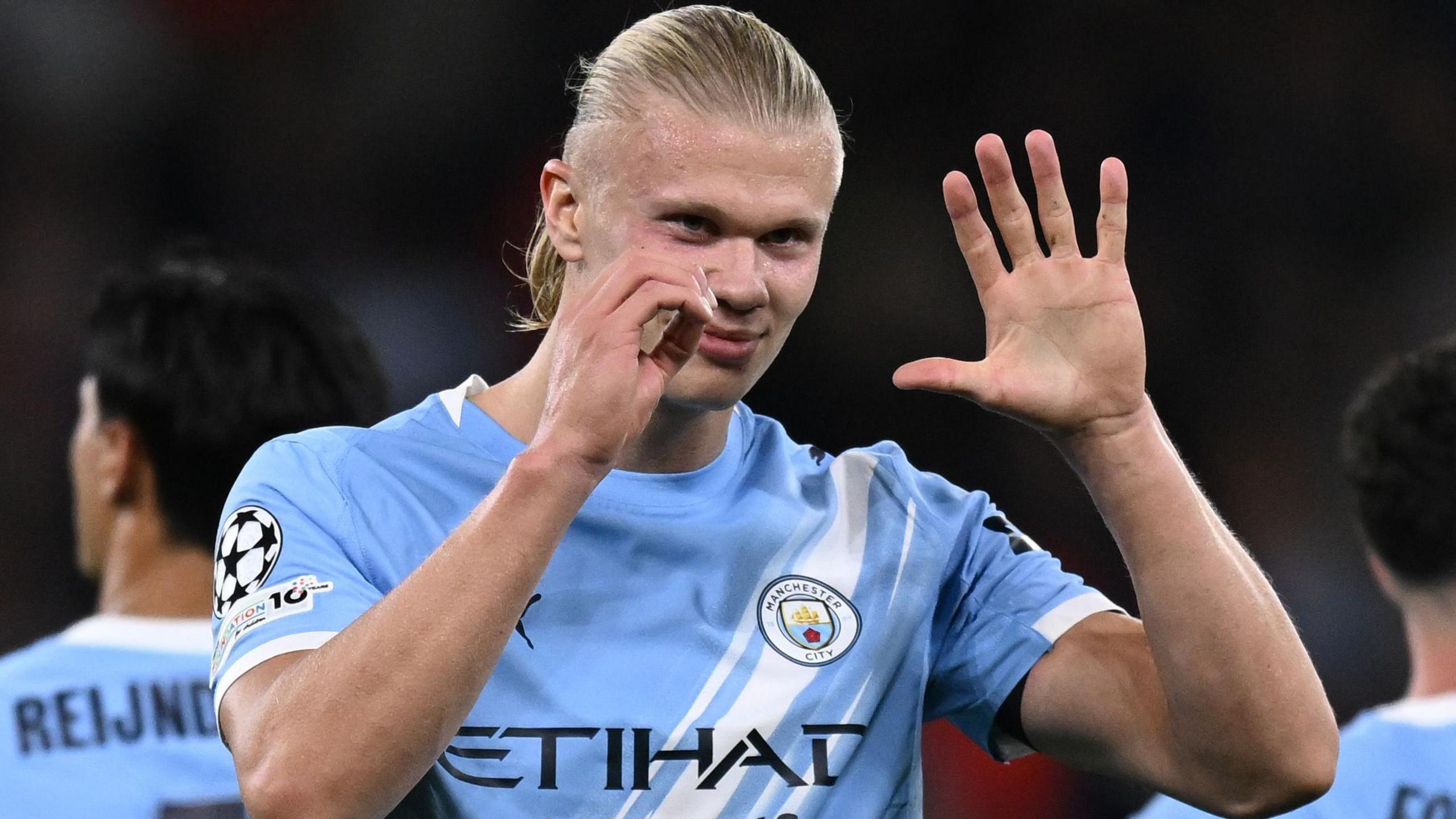 Manchester City golea al Burnley con doblete de Erling Haaland