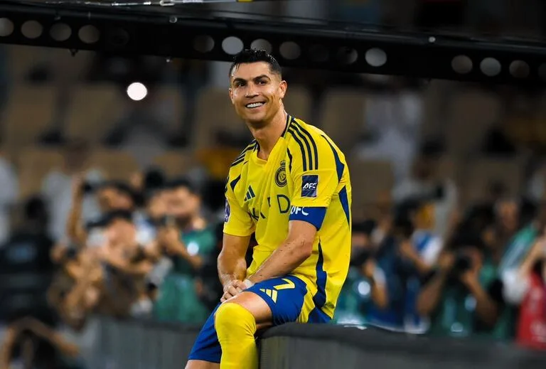 Cristiano Ronaldo alcanza los 950 goles: una leyenda que sigue anotando