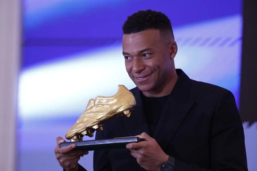 Mbappé gana la Bota de Oro 2024-25