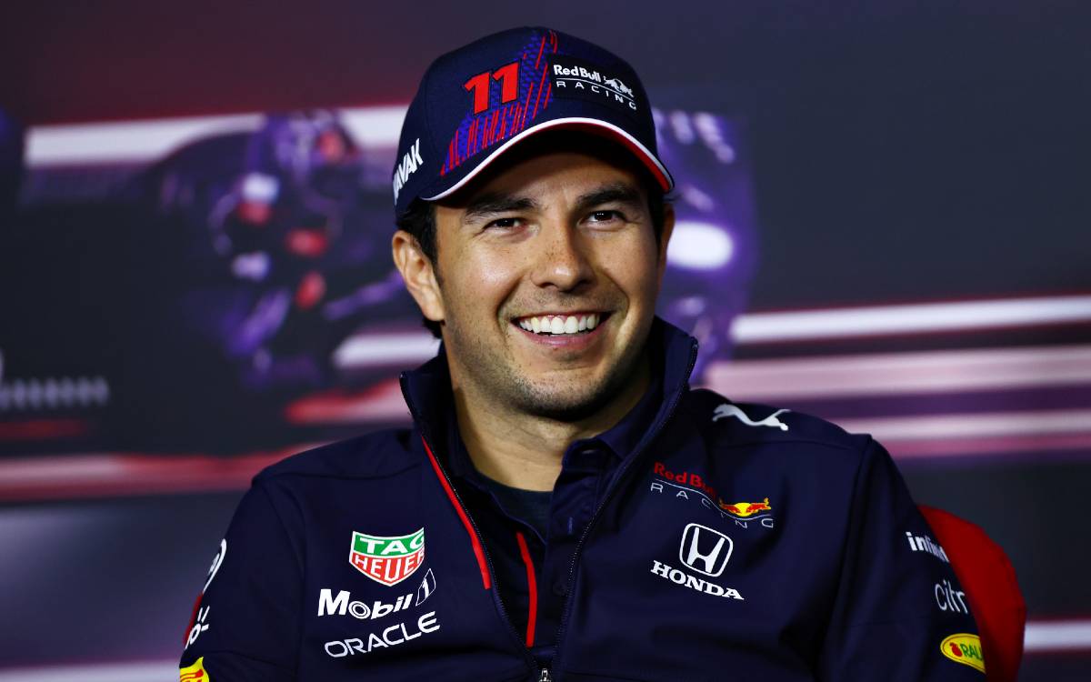 Checo Peréz vuelve a las canchas antes del GP de México