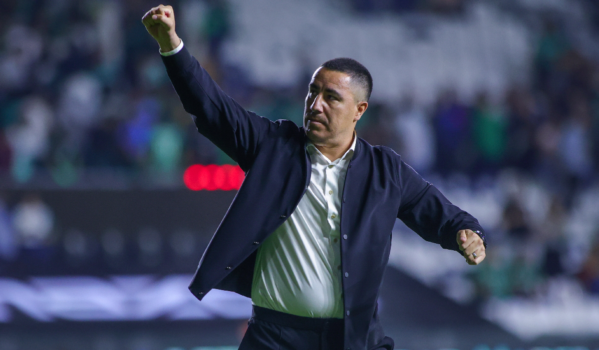 Efraín Juárez podría dejar a Pumas para volver al futbol escocés