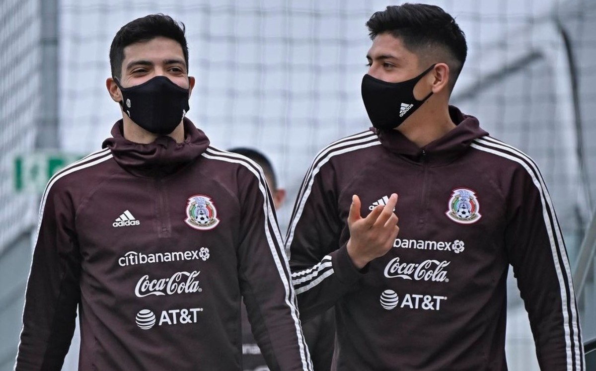 Raúl Jiménez y Edson Álvarez regresan al Tri para noviembre