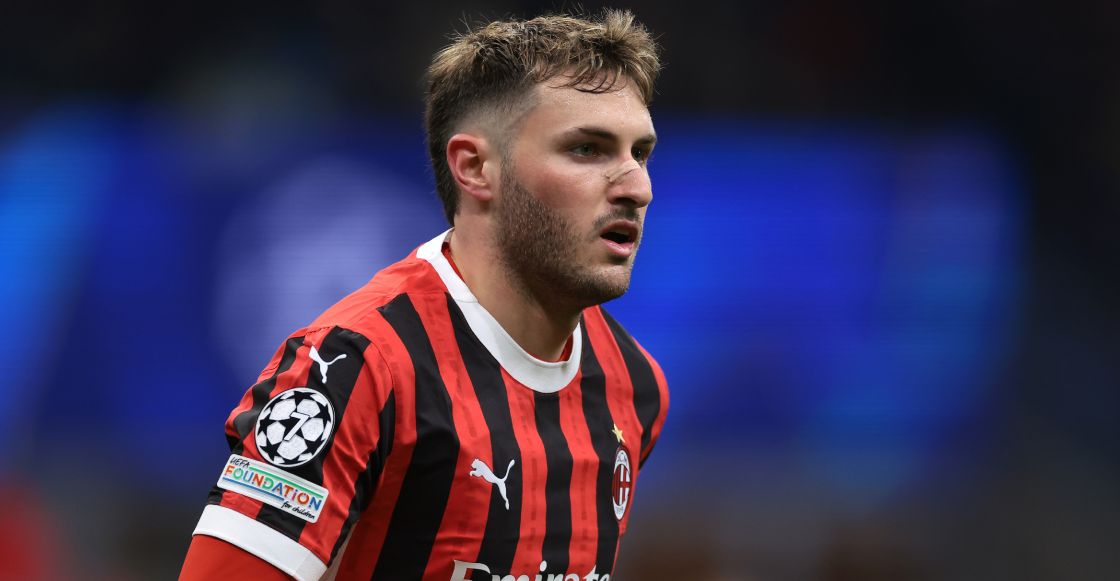 Santiago Giménez no dejará al Milan según Rafaela Pimienta