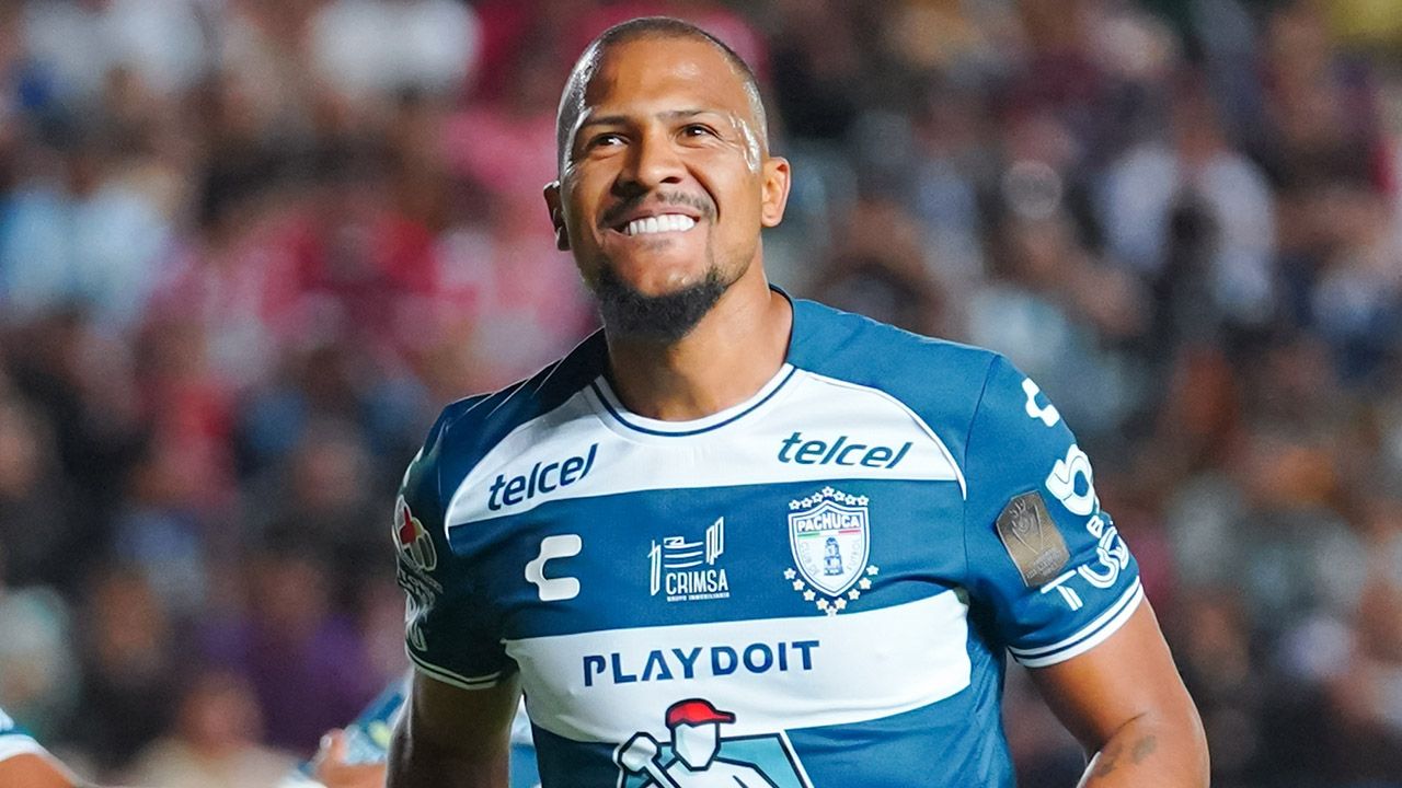 Salomón Rondón regresaría a Pachuca tras su paso por España